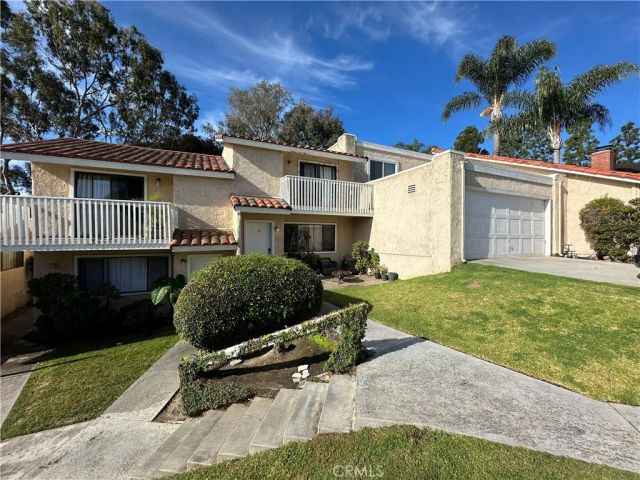 17172 Harbor Bluffs, Huntington Beach, CA 92649