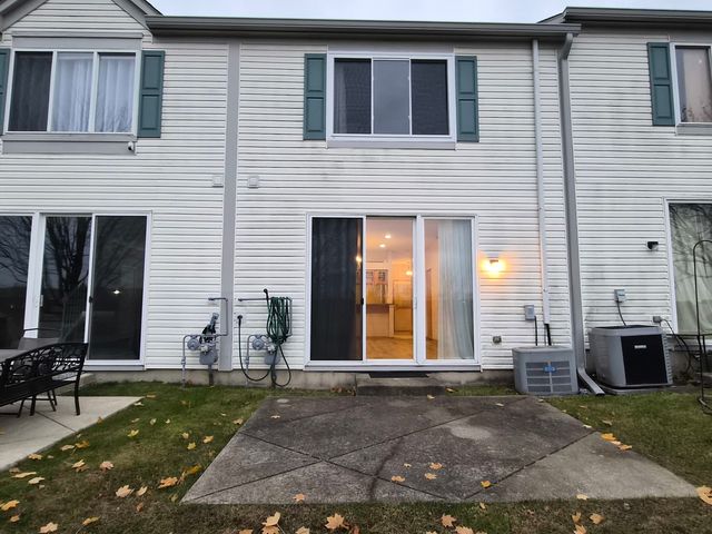 2609 Carrolwood Road 2609, Naperville, IL 60540