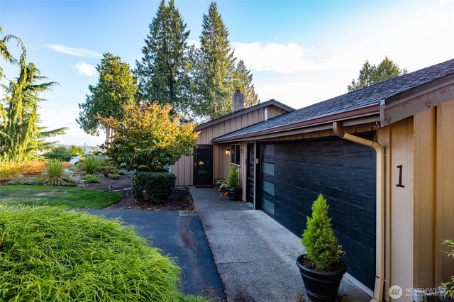 12462 Gwen Drive #1, Burlington, WA 98233
