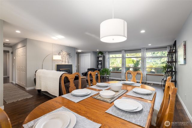 12462 Gwen Drive #1, Burlington, WA 98233