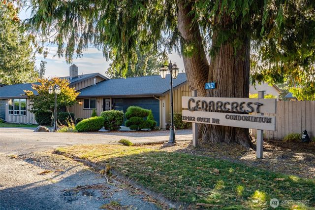 12462 Gwen Drive #1, Burlington, WA 98233