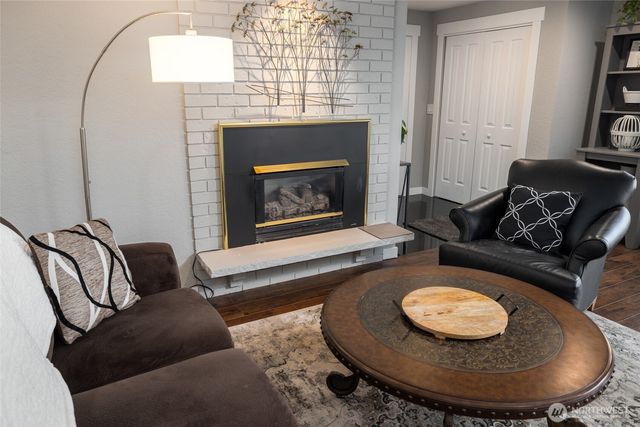 12462 Gwen Drive #1, Burlington, WA 98233