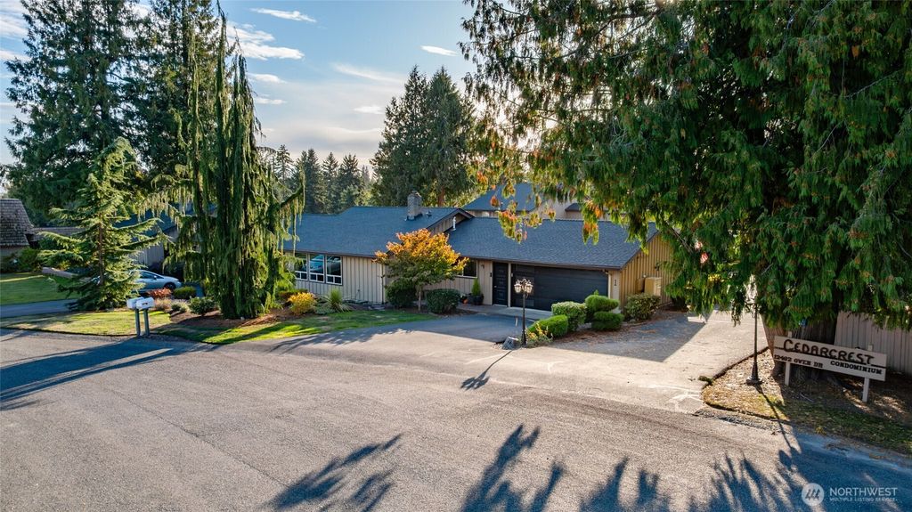 12462 Gwen Drive #1, Burlington, WA 98233