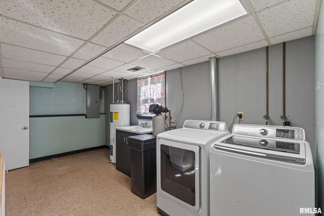 204 AMBER Lane, Geneseo, IL 61254