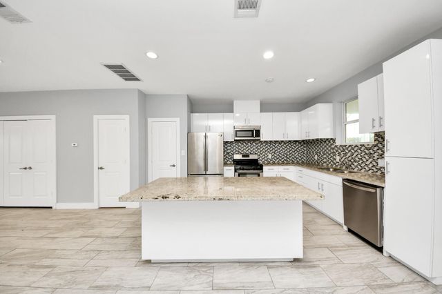 119 E 32 Street, Houston, TX 77018