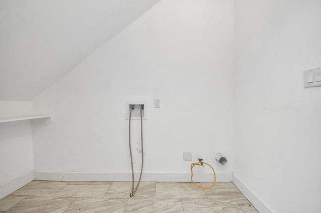 119 E 32 Street, Houston, TX 77018