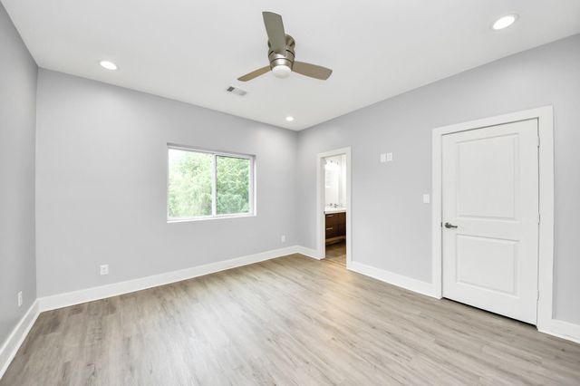 119 E 32 Street, Houston, TX 77018