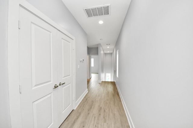 119 E 32 Street, Houston, TX 77018