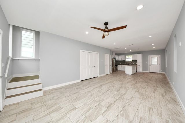 119 E 32 Street, Houston, TX 77018