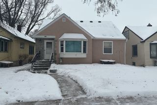 966 Hawthorne Avenue E, Saint Paul, MN 55106