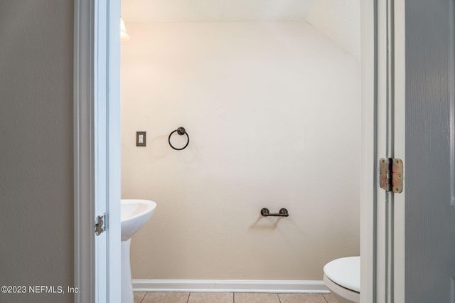 6700 BOWDEN Road 1003, Jacksonville, FL 32216