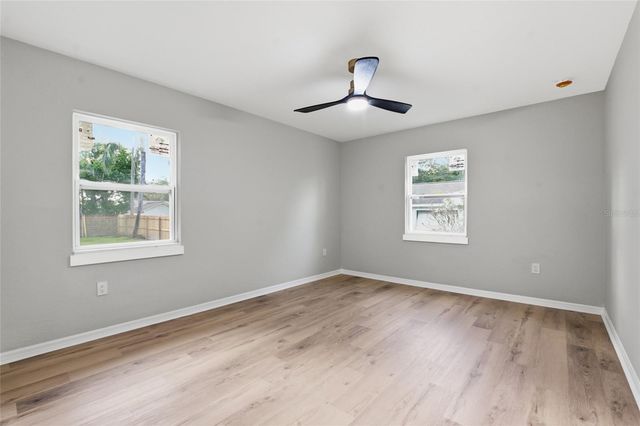 809 WOODCREST AVENUE, Clearwater, FL 33756
