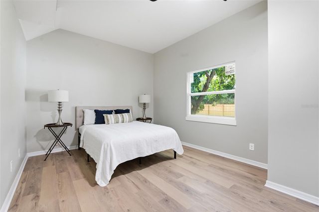 809 WOODCREST AVENUE, Clearwater, FL 33756