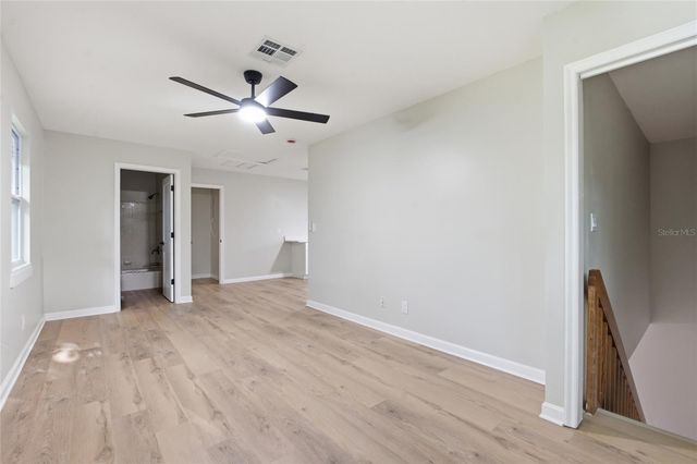 809 WOODCREST AVENUE, Clearwater, FL 33756