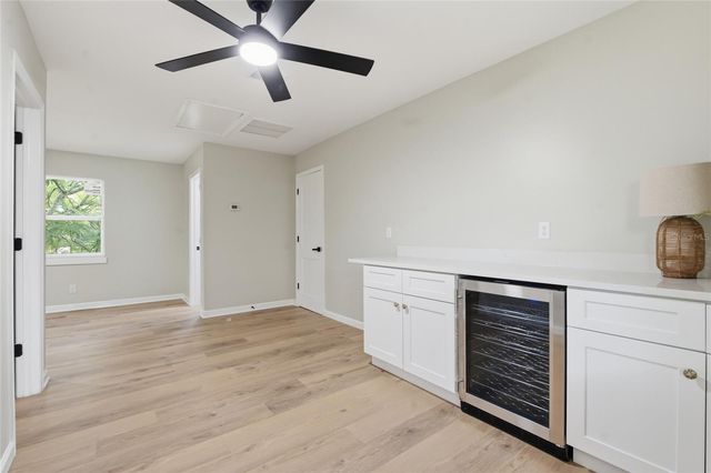 809 WOODCREST AVENUE, Clearwater, FL 33756