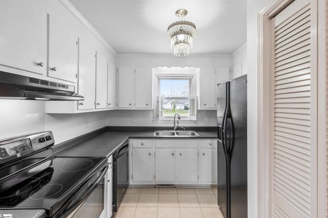 1011 Harness Trail, Simpsonville, SC 29681