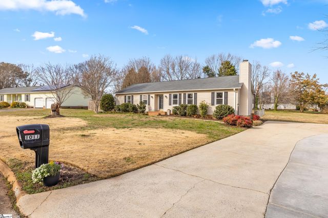 1011 Harness Trail, Simpsonville, SC 29681