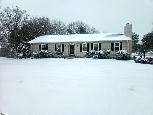 1011 Harness Trail, Simpsonville, SC 29681