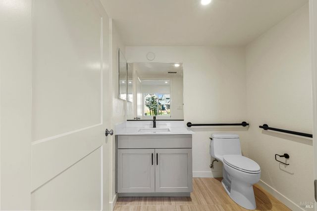 209 Wellness Way, Rohnert Park, CA 94928