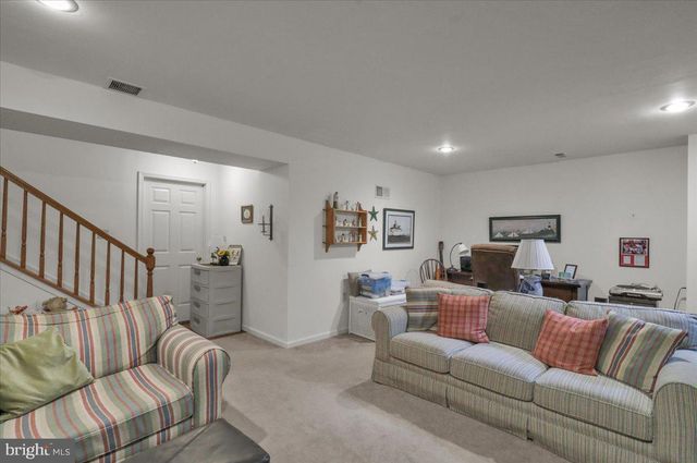 116 STEEPLECHASE DR, Elverson, PA 19520