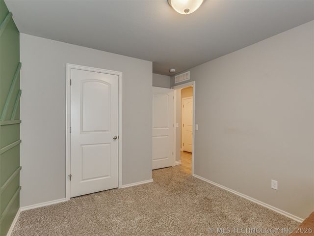 13 Evermore Lane, Yukon, OK 73099