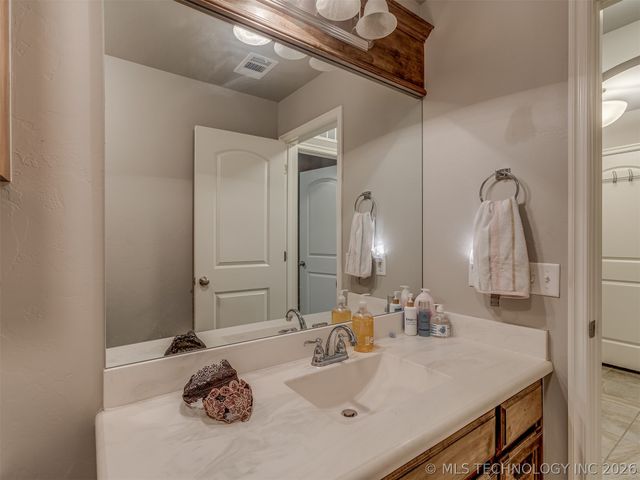 13 Evermore Lane, Yukon, OK 73099