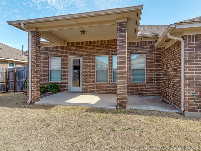 13 Evermore Lane, Yukon, OK 73099