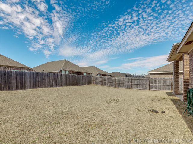 13 Evermore Lane, Yukon, OK 73099