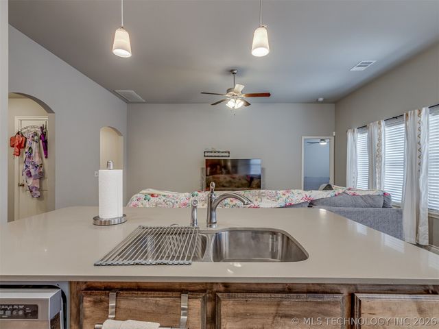 13 Evermore Lane, Yukon, OK 73099