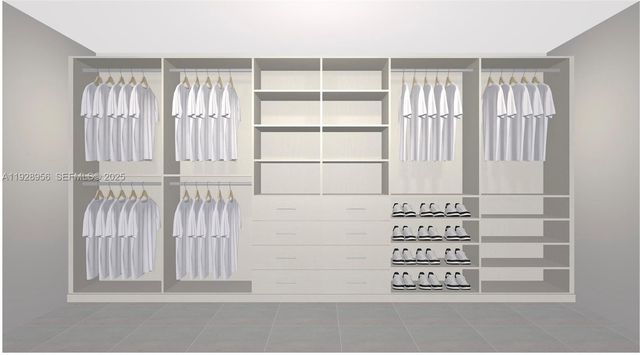 55 La Gorce Cir, Miami Beach, FL 33141