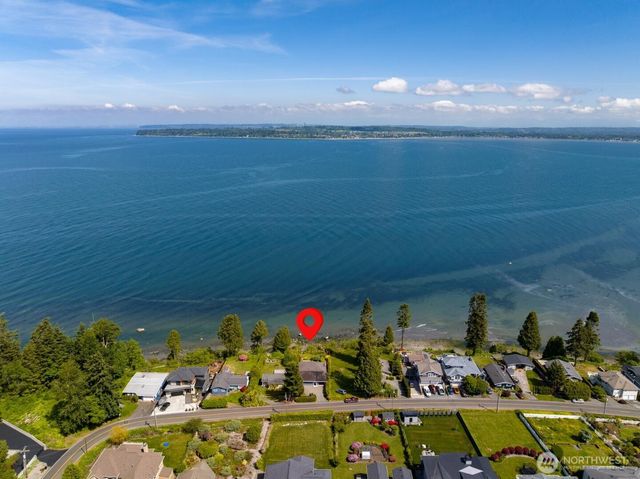 6883 Holeman Avenue, Blaine, WA 98230