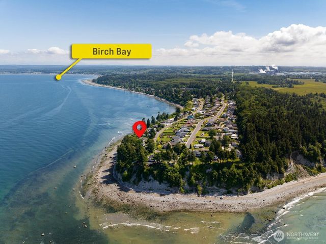 6883 Holeman Avenue, Blaine, WA 98230