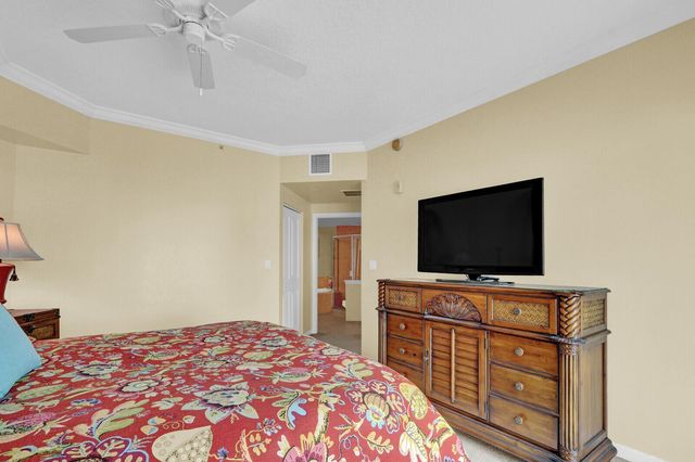 975 NW Flagler Avenue 206, Stuart, FL 34994
