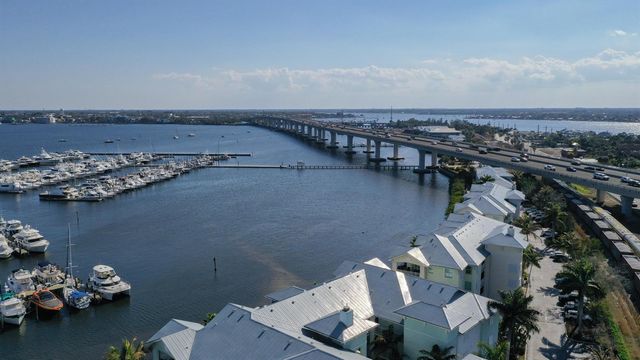 975 NW Flagler Avenue 206, Stuart, FL 34994