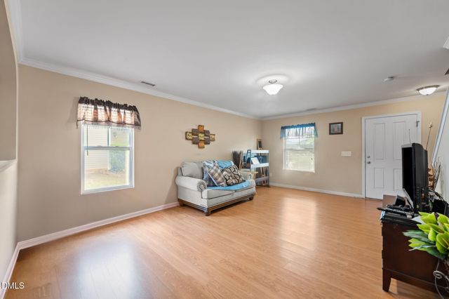 212 Haywards Lane, Mebane, NC 27302