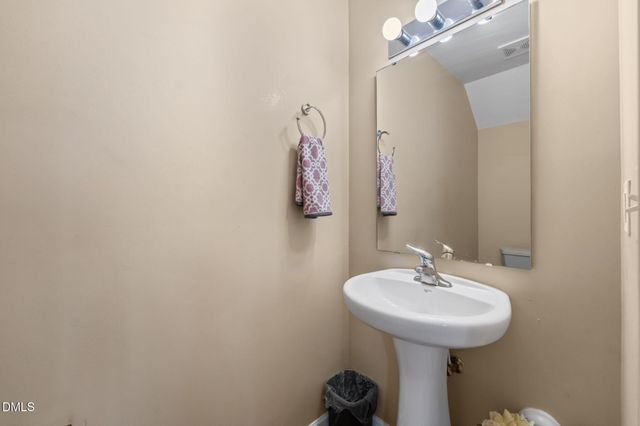 212 Haywards Lane, Mebane, NC 27302