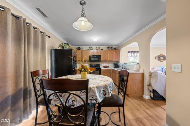 212 Haywards Lane, Mebane, NC 27302