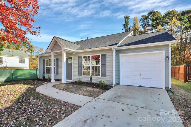 513 Stillgreen Lane, Charlotte, NC 28214