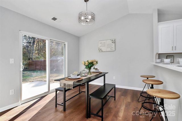 513 Stillgreen Lane, Charlotte, NC 28214