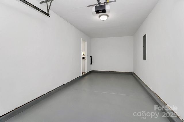 513 Stillgreen Lane, Charlotte, NC 28214