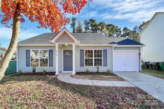 513 Stillgreen Lane, Charlotte, NC 28214