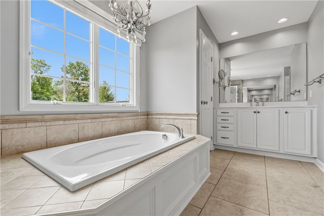 234 Molly Dr, Peters Twp, PA 15317
