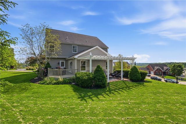 234 Molly Dr, Peters Twp, PA 15317