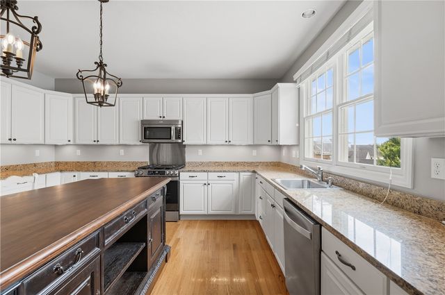234 Molly Dr, Peters Twp, PA 15317