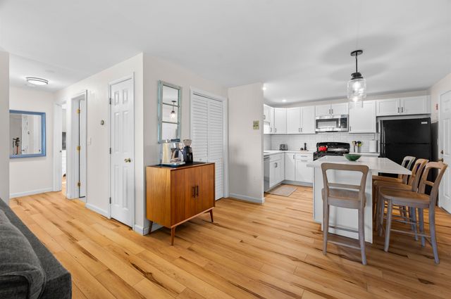 50 Brookside Dr Apt C3, Exeter, NH 03833