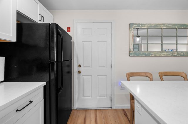 50 Brookside Dr Apt C3, Exeter, NH 03833