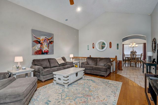 5150 S Dollison Avenue, Springfield, MO 65810