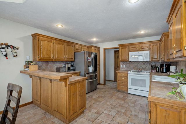 5150 S Dollison Avenue, Springfield, MO 65810