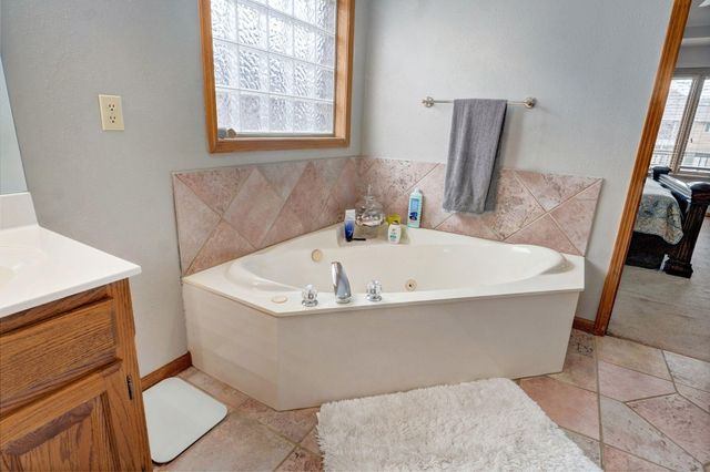 5150 S Dollison Avenue, Springfield, MO 65810