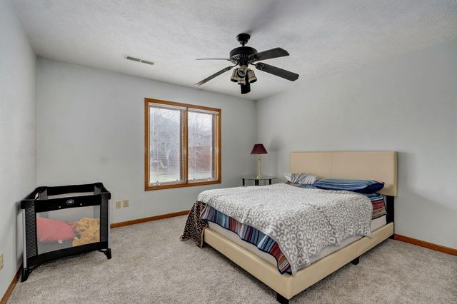 5150 S Dollison Avenue, Springfield, MO 65810